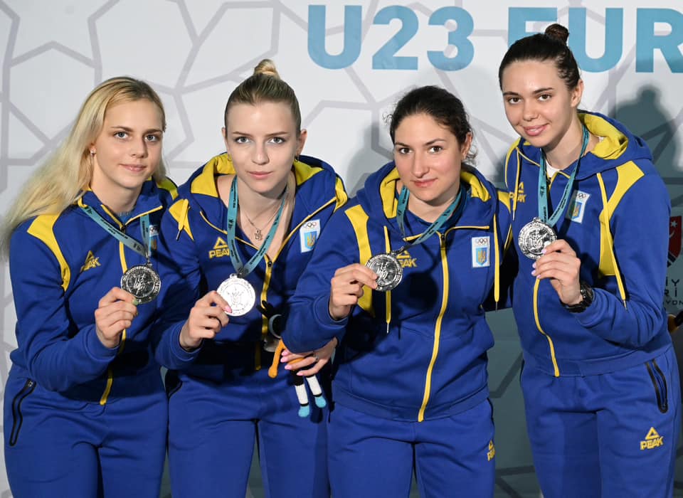 ЧЄ U-23 Анталія: Українські рапіристки другий рік поспіль на п’єдесталі, чоловічі рапіра та шабля – у вісімці найсильніших команд